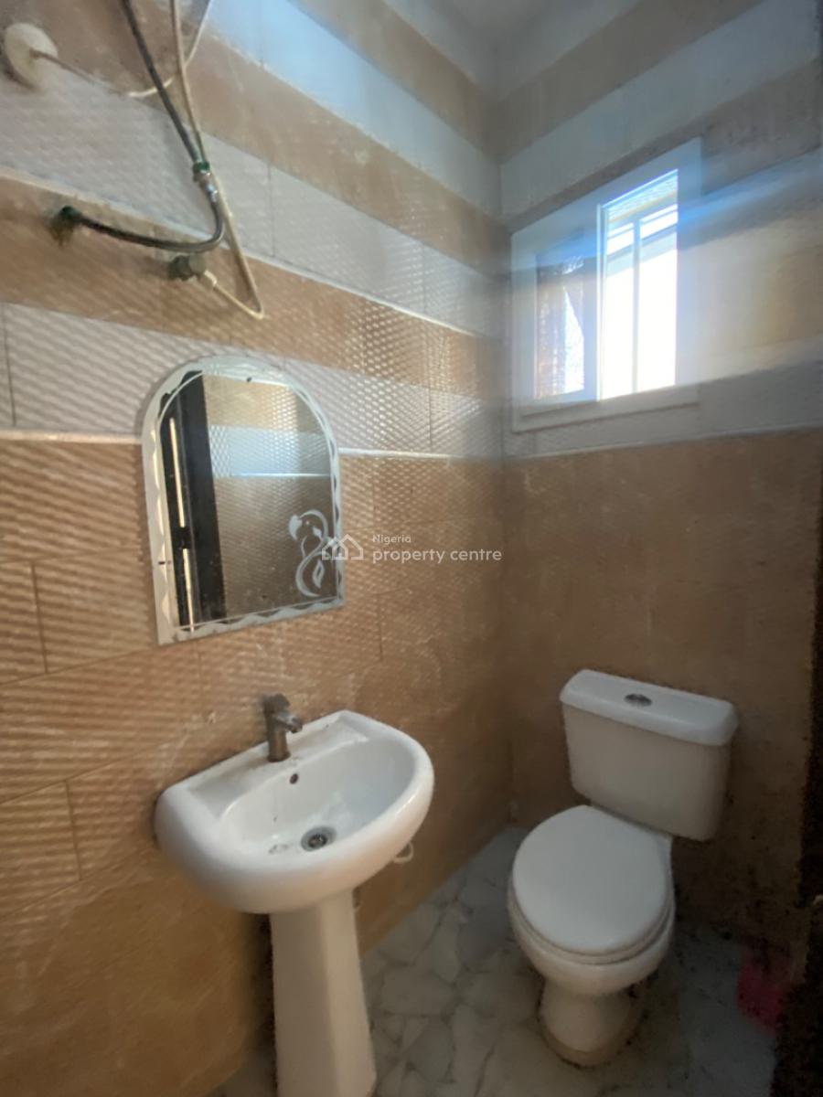 Luxurious 3 Bedroom House with Bq, Lekki Right, Lekki Phase 1, Lekki, Lagos, Terraced Duplex for Rent
