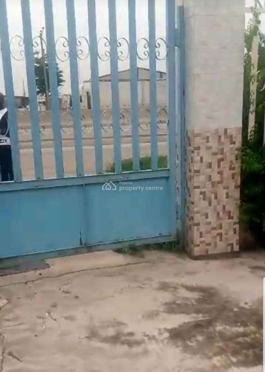 Land Measuring 1,185sqm, Apapa - Oshodi Expressway, Cele, Isolo, Lagos, Commercial Land for Sale