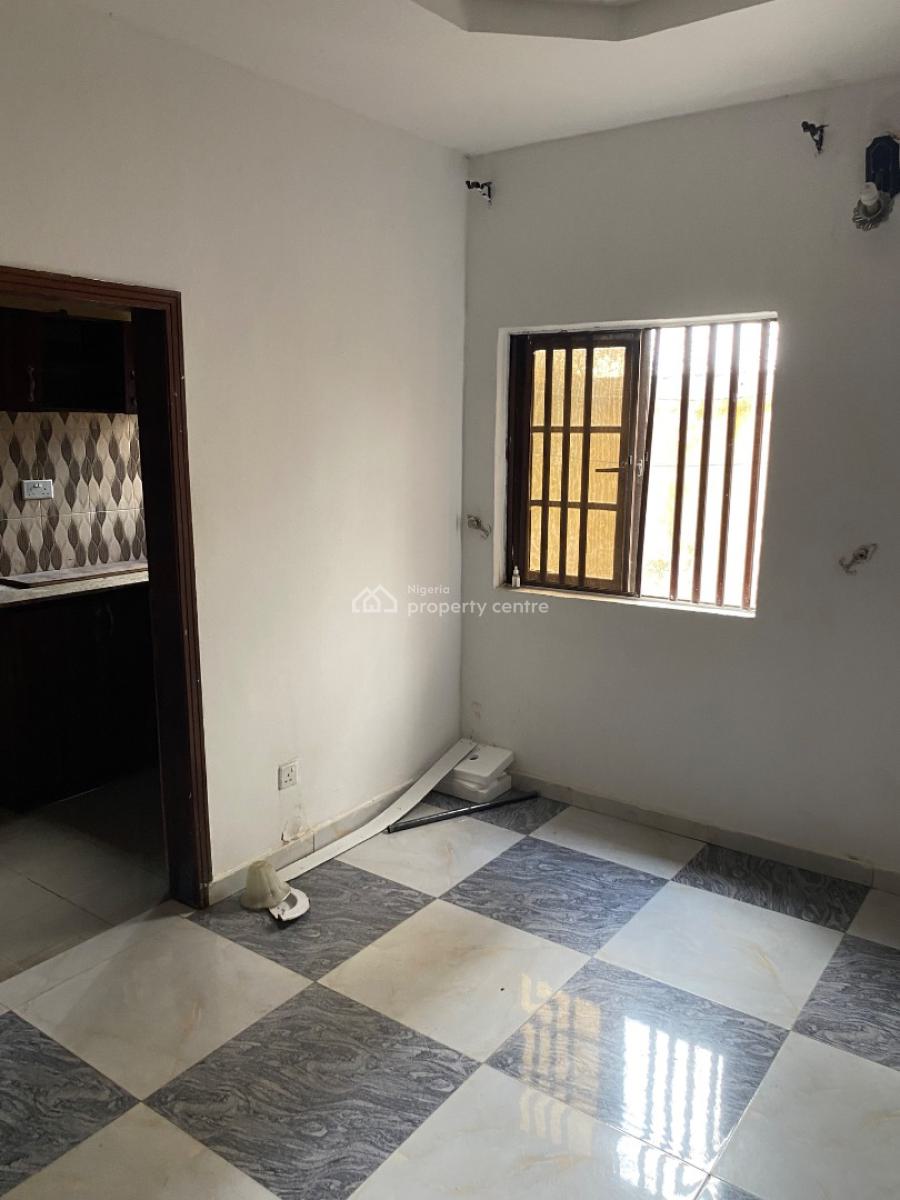 Well Maintained Miniflat, Fidiso Abijo, Sangotedo, Ajah, Lagos, Mini Flat (room and Parlour) for Rent