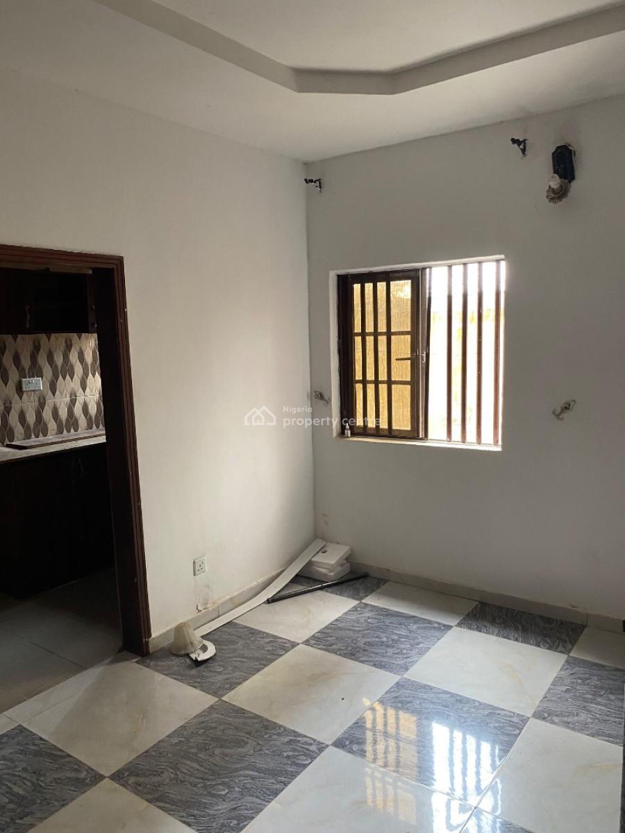 Well Maintained Miniflat, Fidiso Abijo, Sangotedo, Ajah, Lagos, Mini Flat (room and Parlour) for Rent
