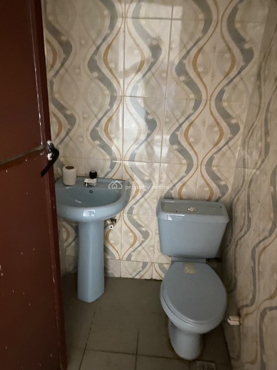 Well Maintained Miniflat, Fidiso Abijo, Sangotedo, Ajah, Lagos, Mini Flat (room and Parlour) for Rent