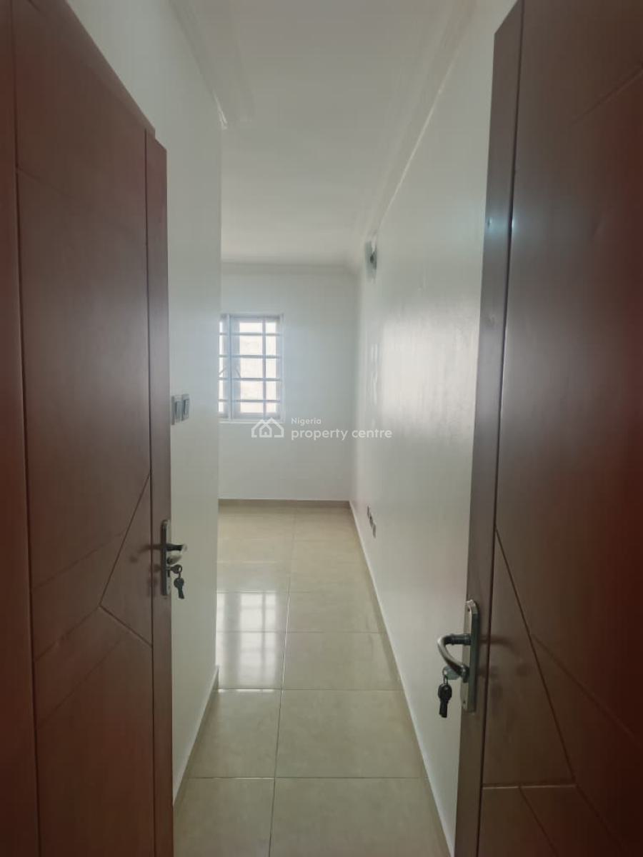 Smart Spacious 3 Bedrooms Terrace Duplex with Bq., in Estate at Ikate Lekki Phase 1, Ikate, Lekki, Lagos, Terraced Duplex for Rent