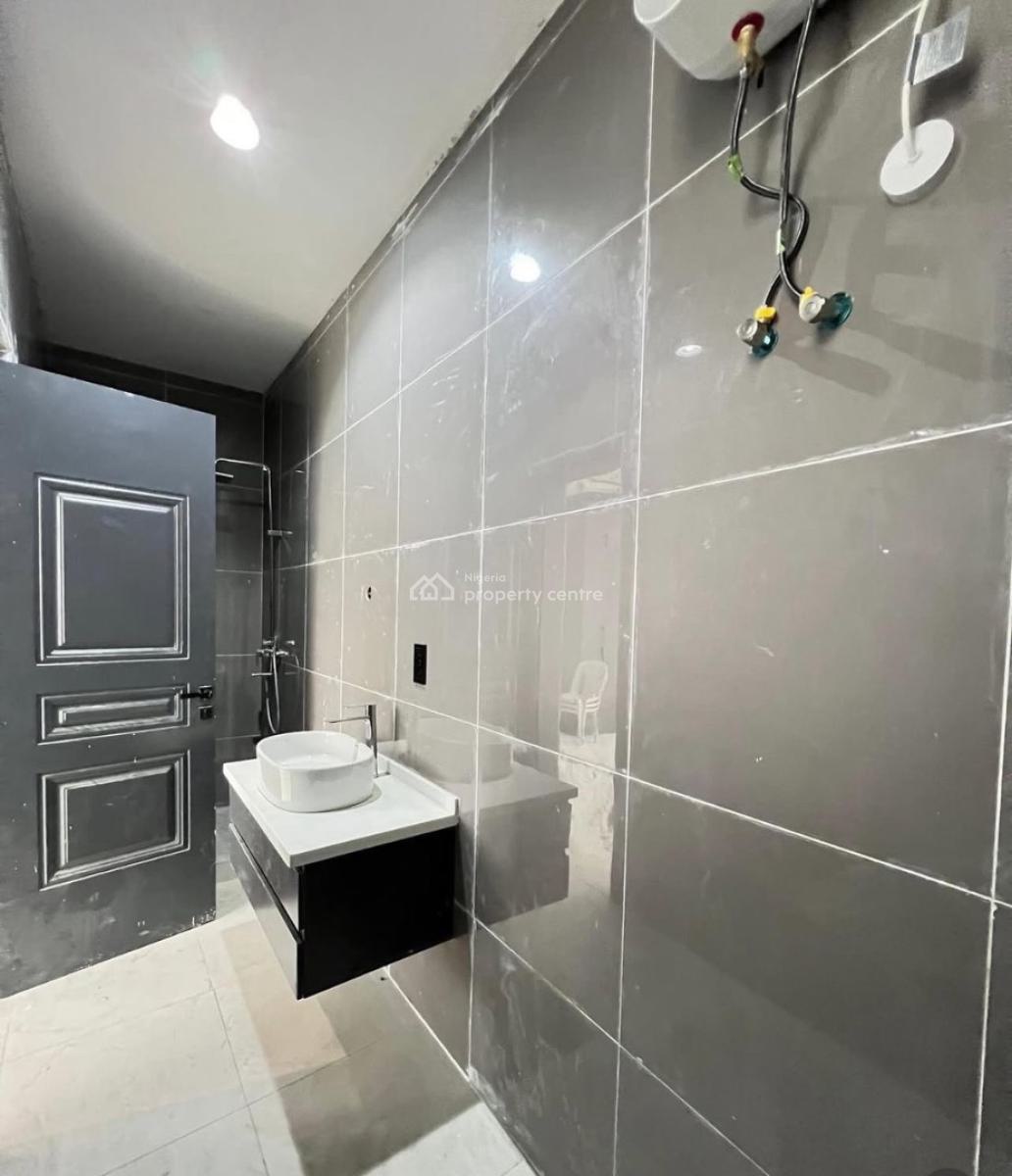Spacious 2bedroom Apartment with Bq, Swimming Pool, Gym & Elevator, Lekki Lagos, Lekki Phase 1, Lekki, Lagos, Flat / Apartment for Sale