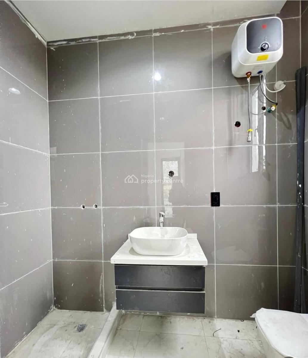 Spacious 2bedroom Apartment with Bq, Swimming Pool, Gym & Elevator, Lekki Lagos, Lekki Phase 1, Lekki, Lagos, Flat / Apartment for Sale