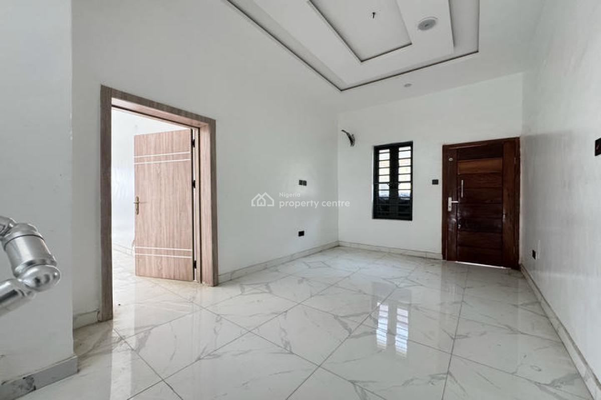 Well Finished and Spacious 5 Bedrooms Detached Duplex with Bq, Ologolo, Lekki, Lagos, Detached Duplex for Sale