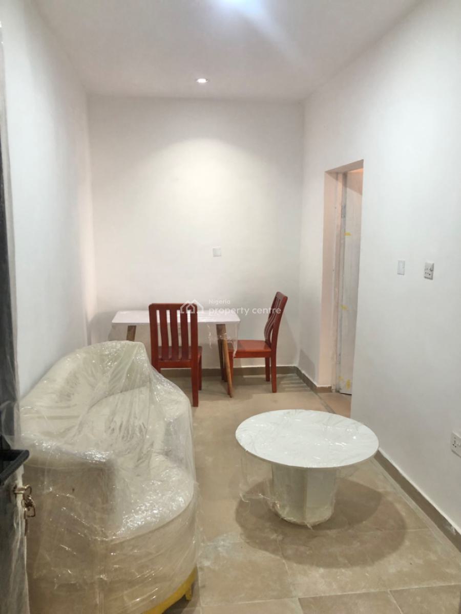 Well Maintained 1 Bedroom Apartment, Osapa, Lekki, Lagos, Mini Flat (room and Parlour) for Rent