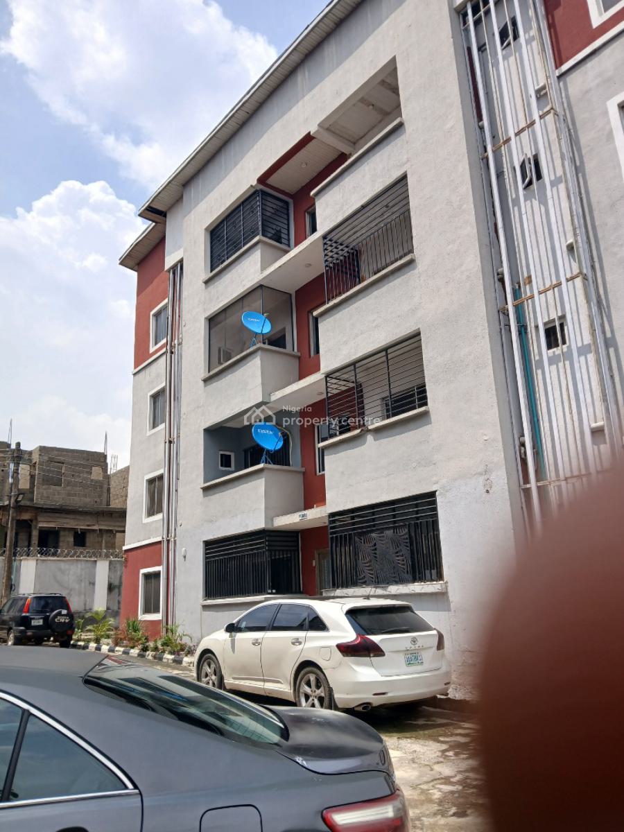 3 Bedroom Apartment Upstairs, Sterling Heights, Alapere, Ketu, Lagos, House for Sale