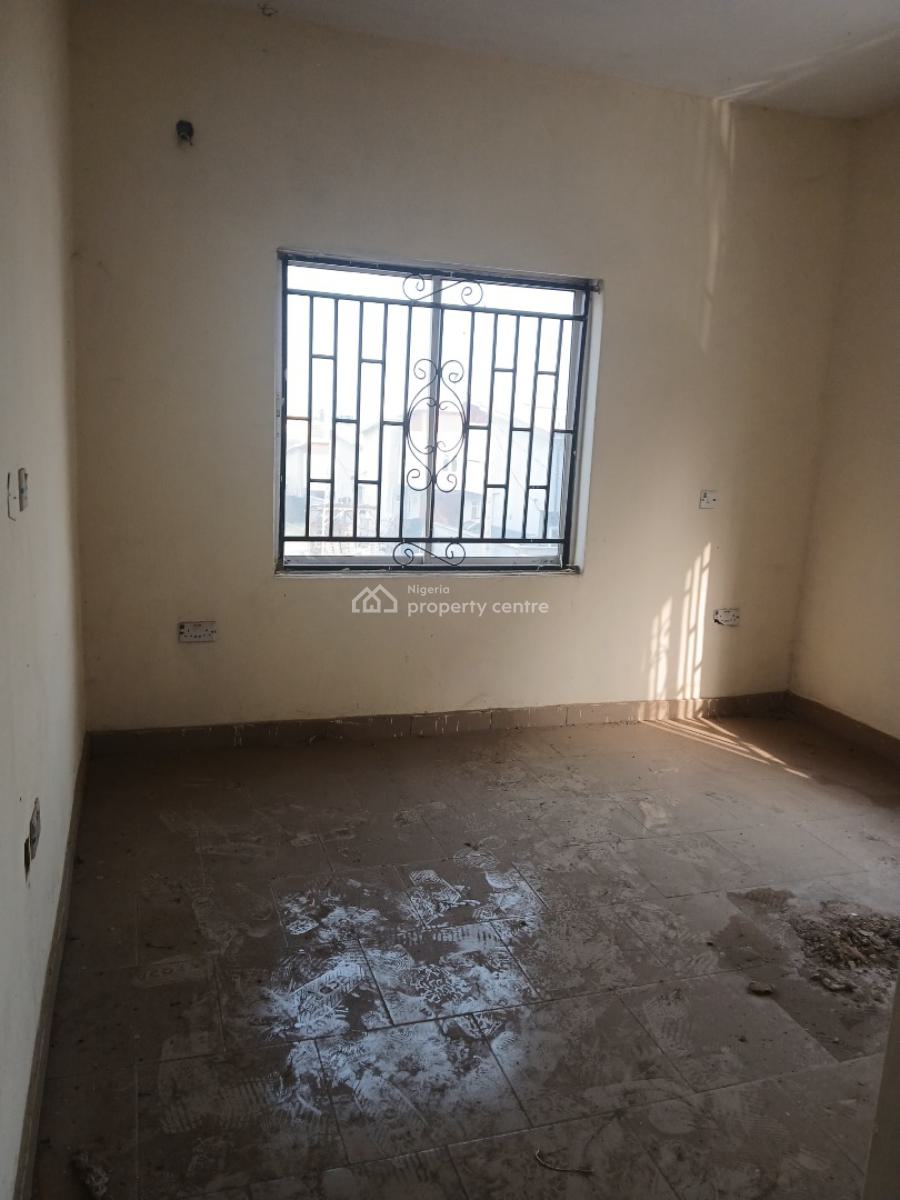 3 Bedrooms Apartment, Upstairs, Sterling Heights, Alapere, Ketu, Lagos, House for Sale