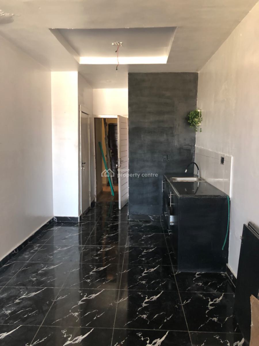 Well Maintained 2 Bedroom Apartment with Open Plan Kitchen, Osapa, Lekki, Lagos, Flat / Apartment for Rent