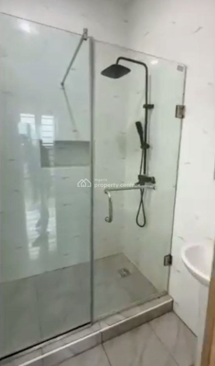 Cosy 2 Bedroom Apartment with Inverter, Ologolo, Lekki, Lagos, Flat / Apartment for Rent