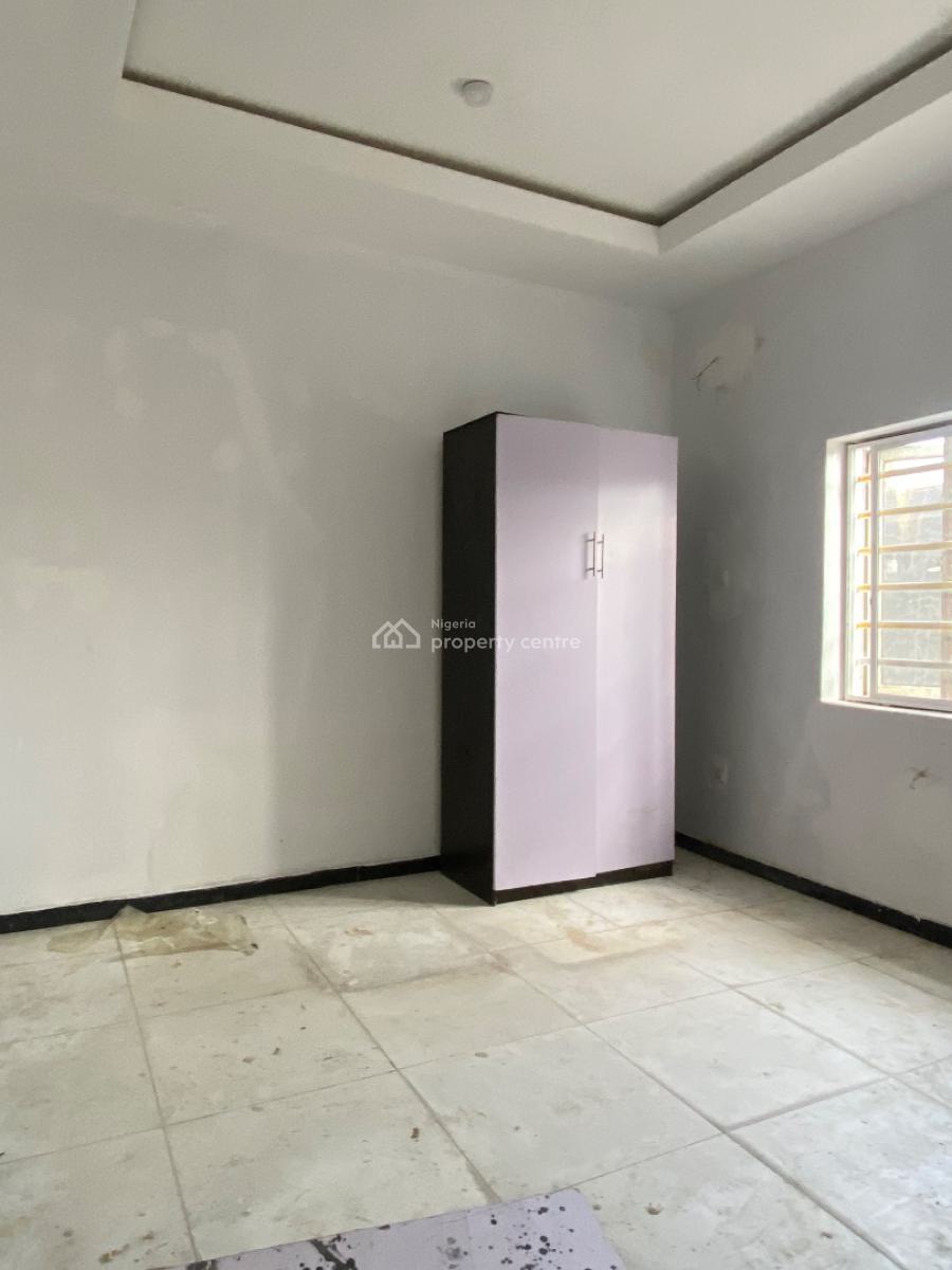 Just Out , Luxury Spacious Mini Flat, Chevron Lekki , in a Secured Estate, Lekki, Lagos, Mini Flat (room and Parlour) for Rent