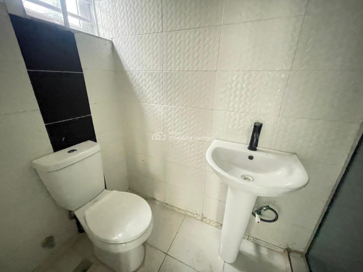 Brand New  Fully Serviced Two Bedroom Flat (ground Floor), Apapa, Lagos, Flat / Apartment for Rent