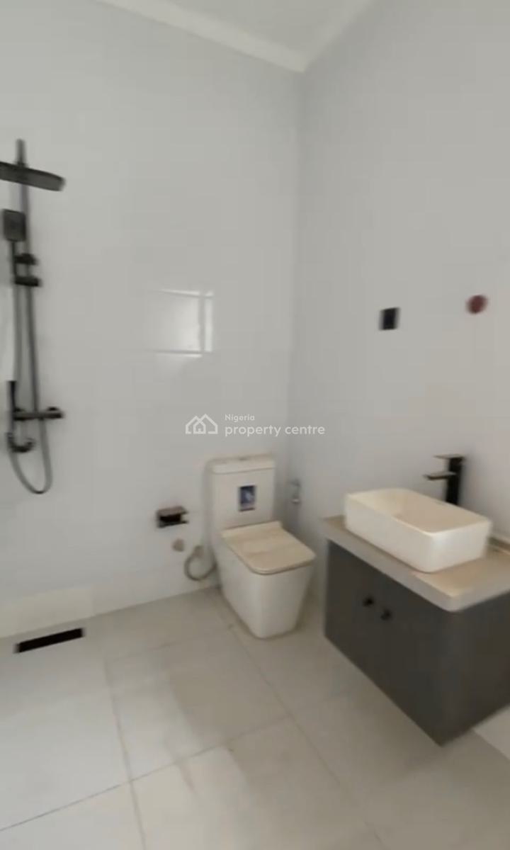 Luxurious Spacious 5bedroom En-suite Duplex + Bq, in an Estate, Life Camp, Abuja, Detached Duplex for Sale