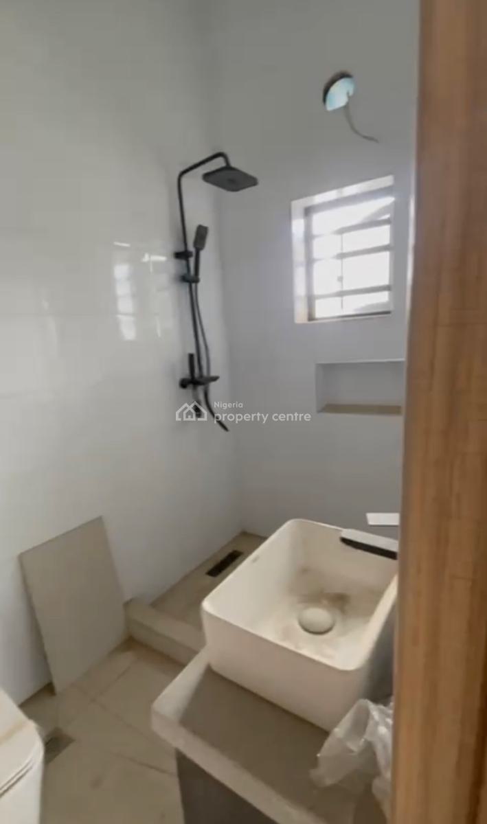 Luxurious Spacious 5bedroom En-suite Duplex + Bq, in an Estate, Life Camp, Abuja, Detached Duplex for Sale