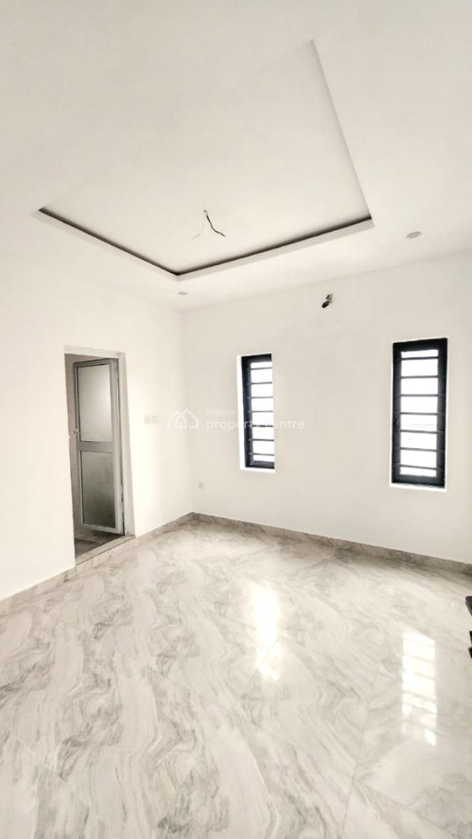 2 Bedroom Apartment, Ologolo, Lekki, Lagos, Flat / Apartment for Sale