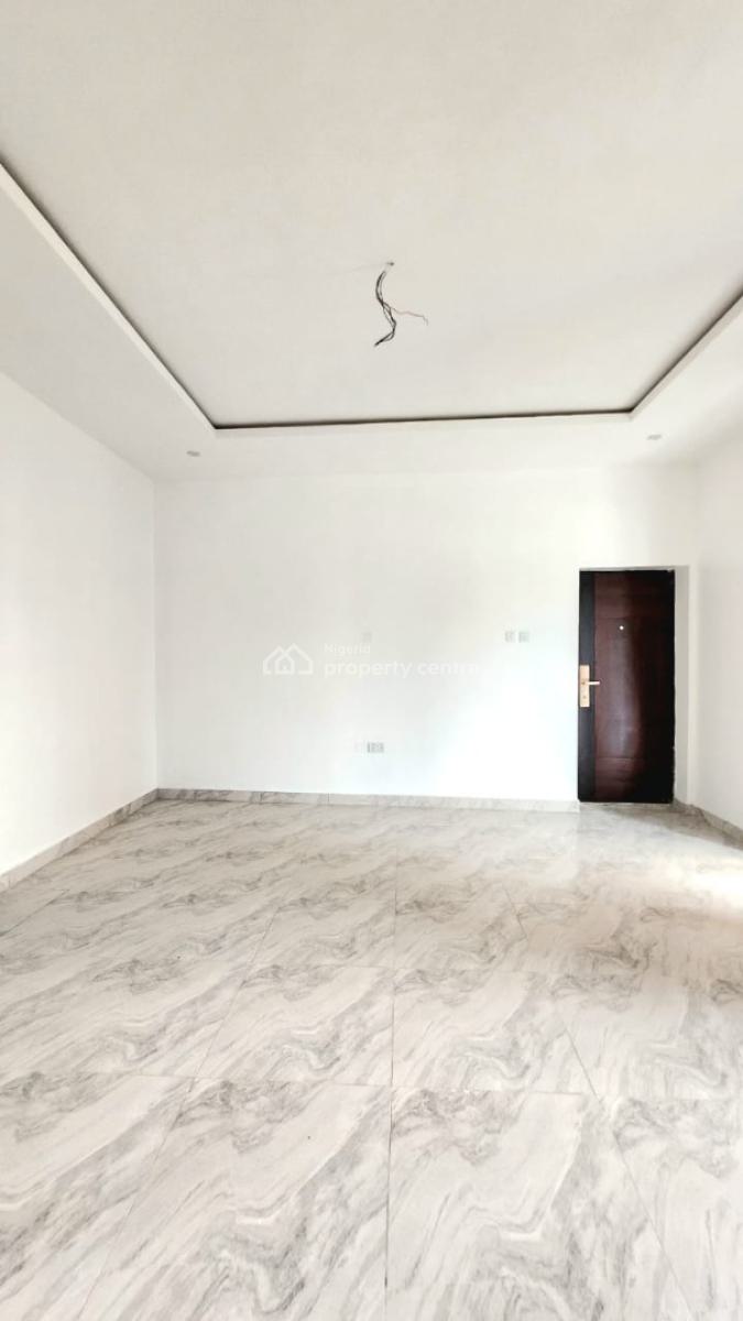2 Bedroom Apartment, Ologolo, Lekki, Lagos, Flat / Apartment for Sale