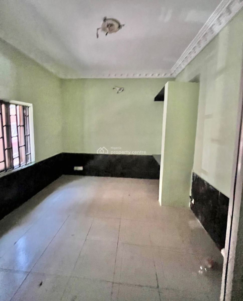 Well Maintained Self Serviced 3 Bedroom Apartment, Osapa, Lekki, Lagos, Flat / Apartment for Rent