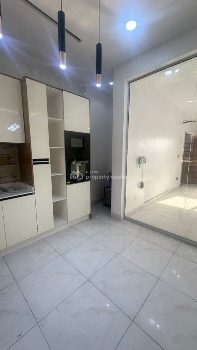 Exquisite 2 Bedroom Apartment with Inverter, Chevron, Lekki, Lagos, Flat / Apartment for Rent