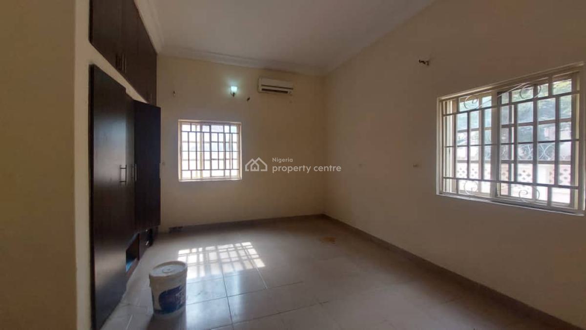 Tastefully Finished 3-bedroom Apartment with Bq, Utako, Abuja, Flat / Apartment for Rent