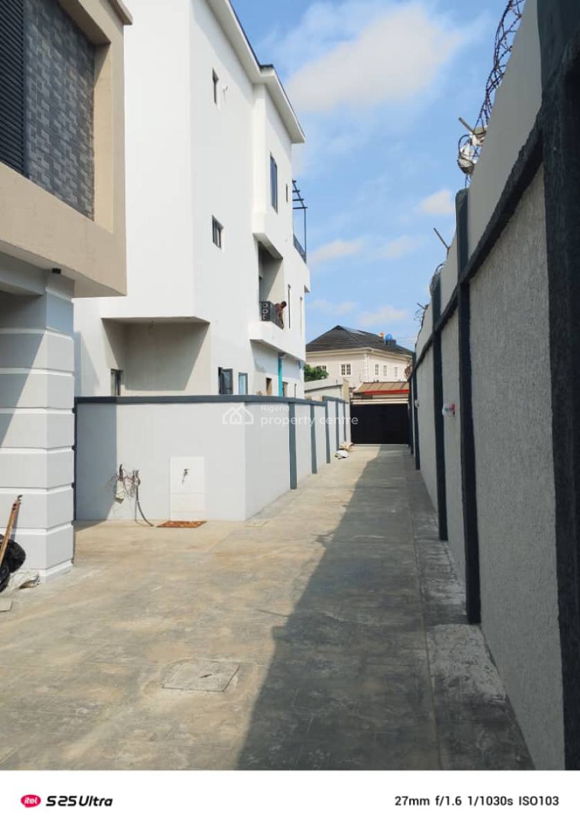 Beautifully Finished 4-bedroom Duplex with Bq, Private Lounge & More, Omole Phase 1, Ikeja, Lagos, Detached Duplex for Sale