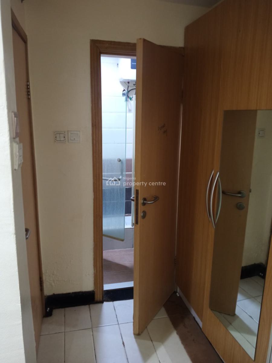 Luxury Single Bedroom Self Con Apartment Upstairs, Fully Serviced, No 2 Gemrock Apartment  Gbambala Street, Ikate, Lekki, Lagos, Self Contain (single Rooms) for Rent