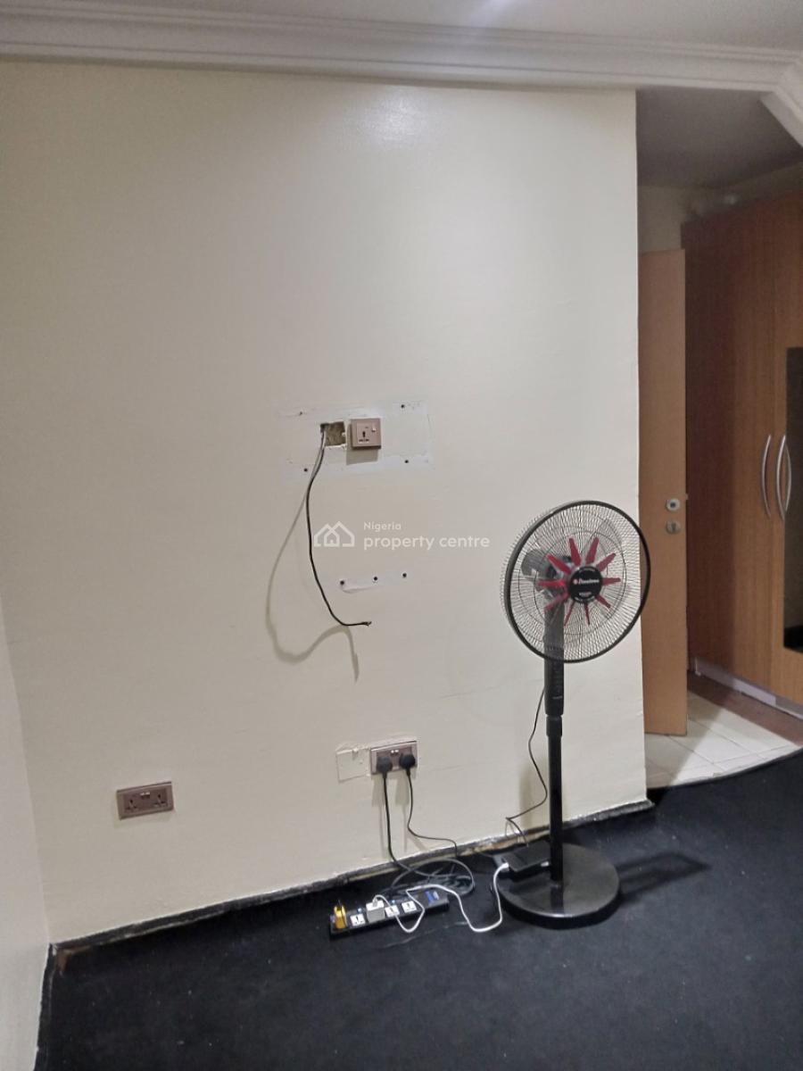 Luxury Single Bedroom Self Con Apartment Upstairs, Fully Serviced, No 2 Gemrock Apartment  Gbambala Street, Ikate, Lekki, Lagos, Self Contain (single Rooms) for Rent