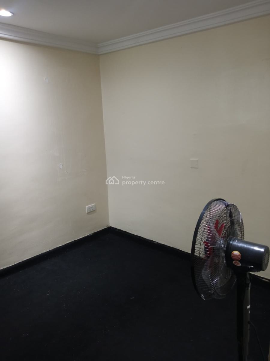 Luxury Single Bedroom Self Con Apartment Upstairs, Fully Serviced, No 2 Gemrock Apartment  Gbambala Street, Ikate, Lekki, Lagos, Self Contain (single Rooms) for Rent