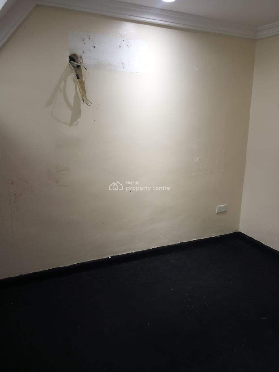 Luxury Single Bedroom Self Con Apartment Upstairs, Fully Serviced, No 2 Gemrock Apartment  Gbambala Street, Ikate, Lekki, Lagos, Self Contain (single Rooms) for Rent