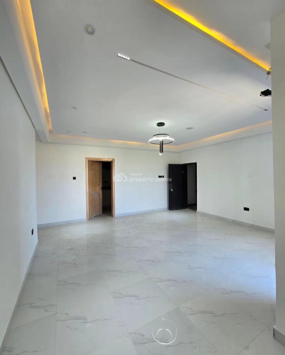 Serviced 2bedrooms Apartment with Gym, Ologolo, Lekki, Lagos, Flat / Apartment for Rent