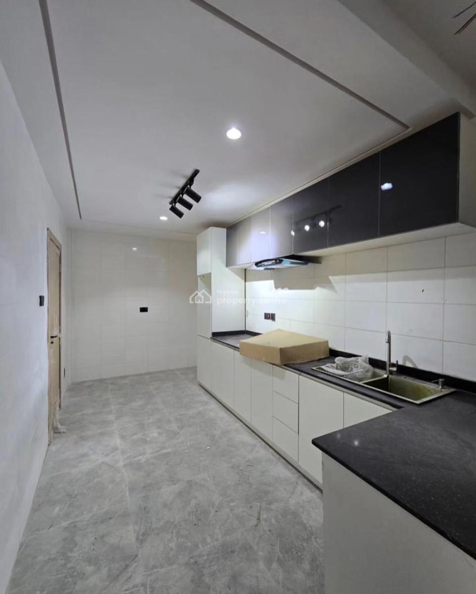 Serviced 2bedrooms Apartment with Gym, Ologolo, Lekki, Lagos, Flat / Apartment for Rent