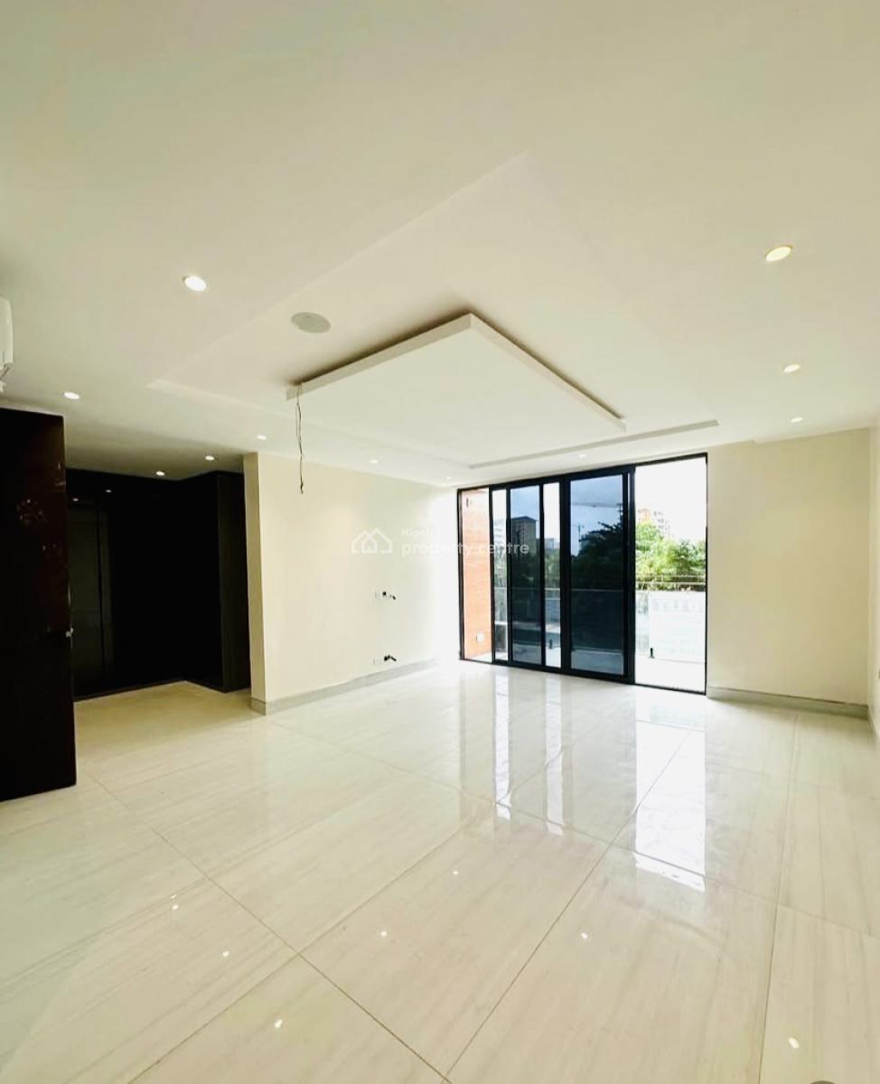 Luxurious and Massive 4 Bedroom Maisonette with Gym,pool & Elevator, Ikoyi, Ikoyi, Lagos, Flat / Apartment for Rent