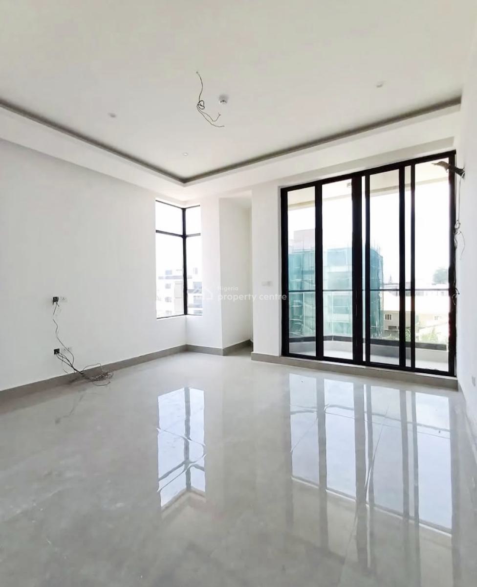 Luxurious 3 Bedroom Apartment with Swimming Pool, Lekki Phase 1, Lekki, Lagos, Flat / Apartment for Rent