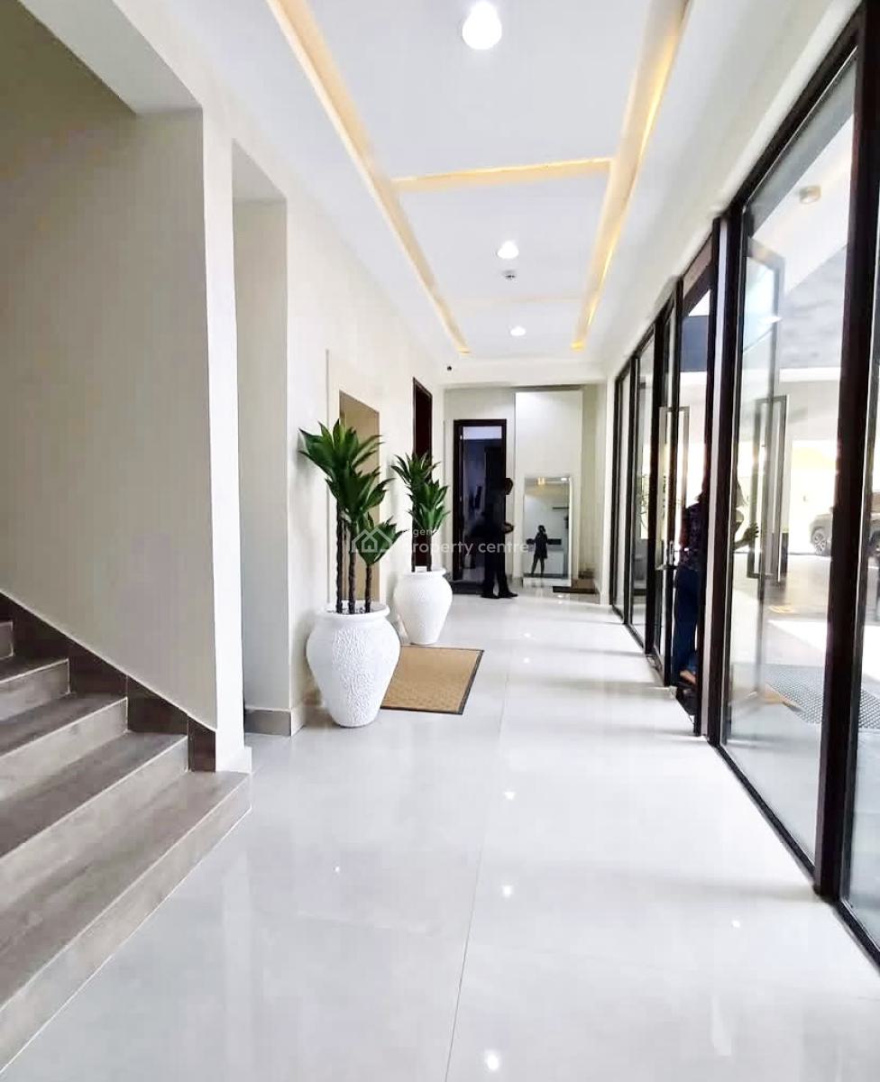 Luxurious 3 Bedroom Apartment with Swimming Pool, Lekki Phase 1, Lekki, Lagos, Flat / Apartment for Rent