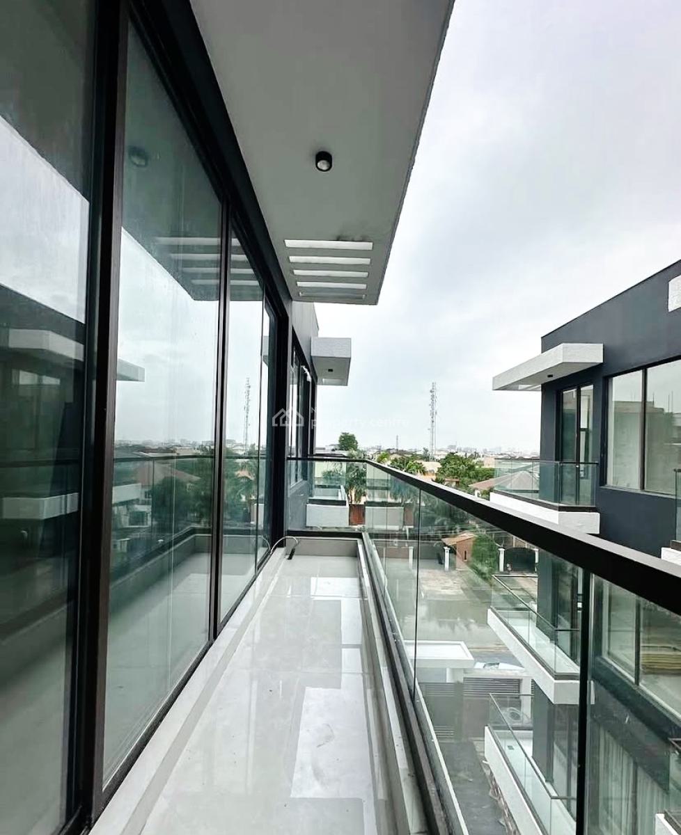 Luxurious 3 Bedroom Apartment with Swimming Pool, Lekki Phase 1, Lekki, Lagos, Flat / Apartment for Rent