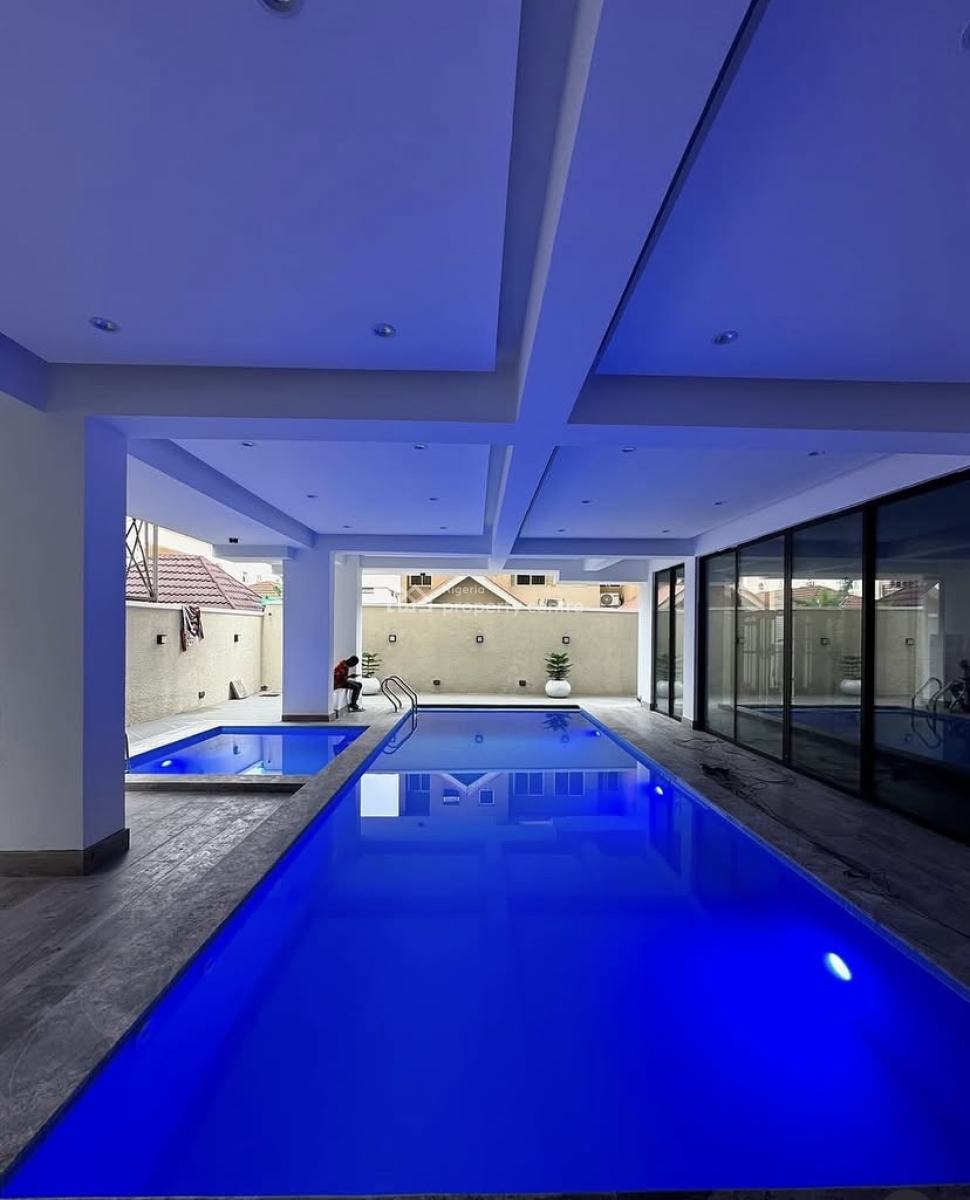 Luxurious 3 Bedroom Apartment with Swimming Pool, Lekki Phase 1, Lekki, Lagos, Flat / Apartment for Rent