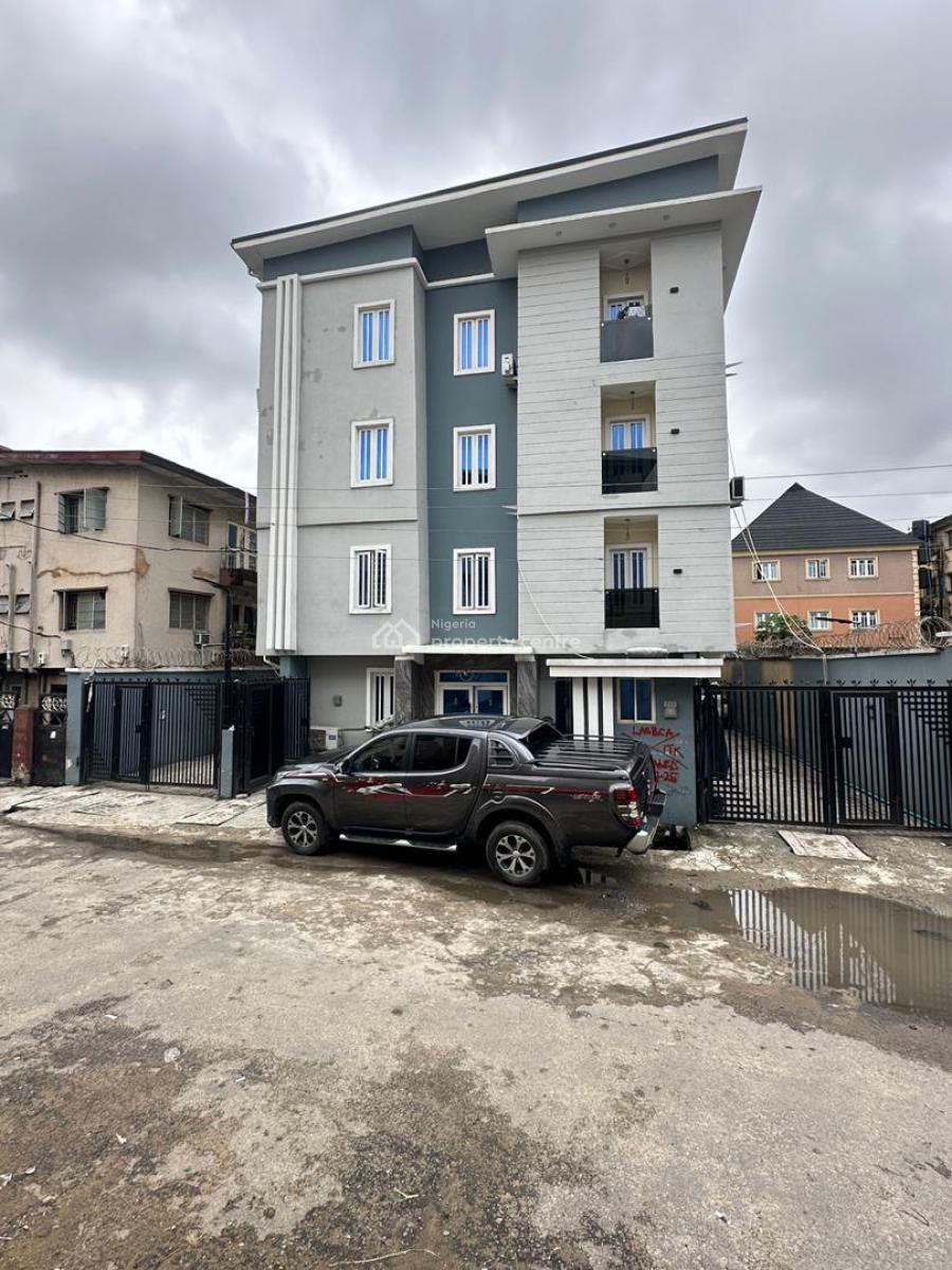 Lovely 3 Bedroom Apartment in a Serene Environment, in a Serene and Secured Area in Surulere, Surulere, Lagos, Block of Flats for Sale