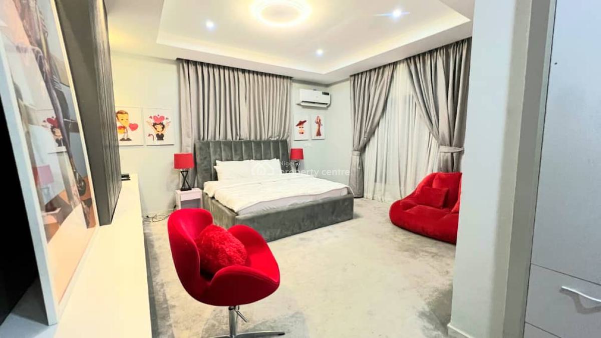 Luxury 3bedroom in a Serene Neighborhood with Gym, Ajah, Lagos, Flat / Apartment Short Let