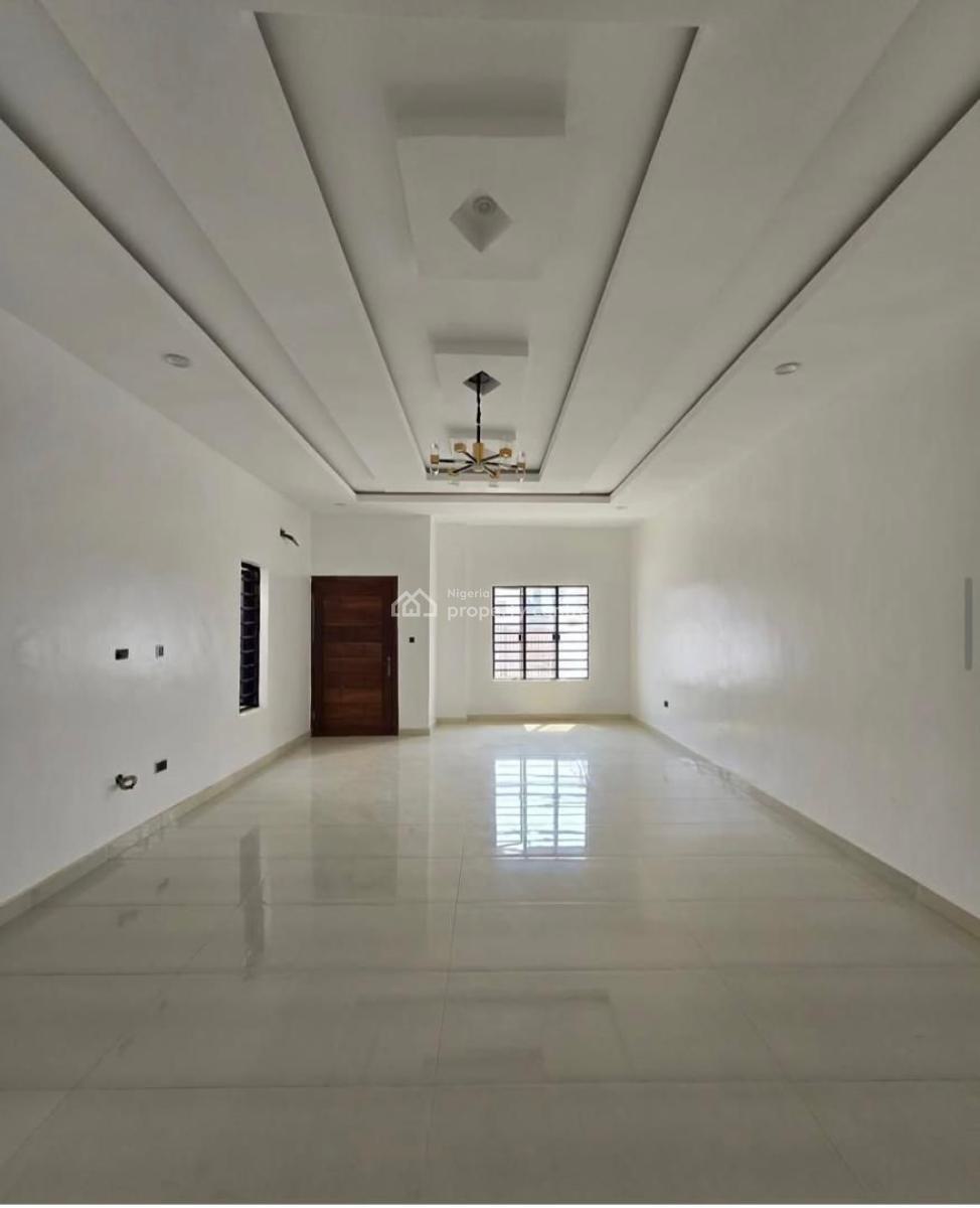 Spacious 4 Bedroom Semi Detached Duplex, Ologolo,lekki, Ologolo, Lekki, Lagos, Semi-detached Duplex for Sale