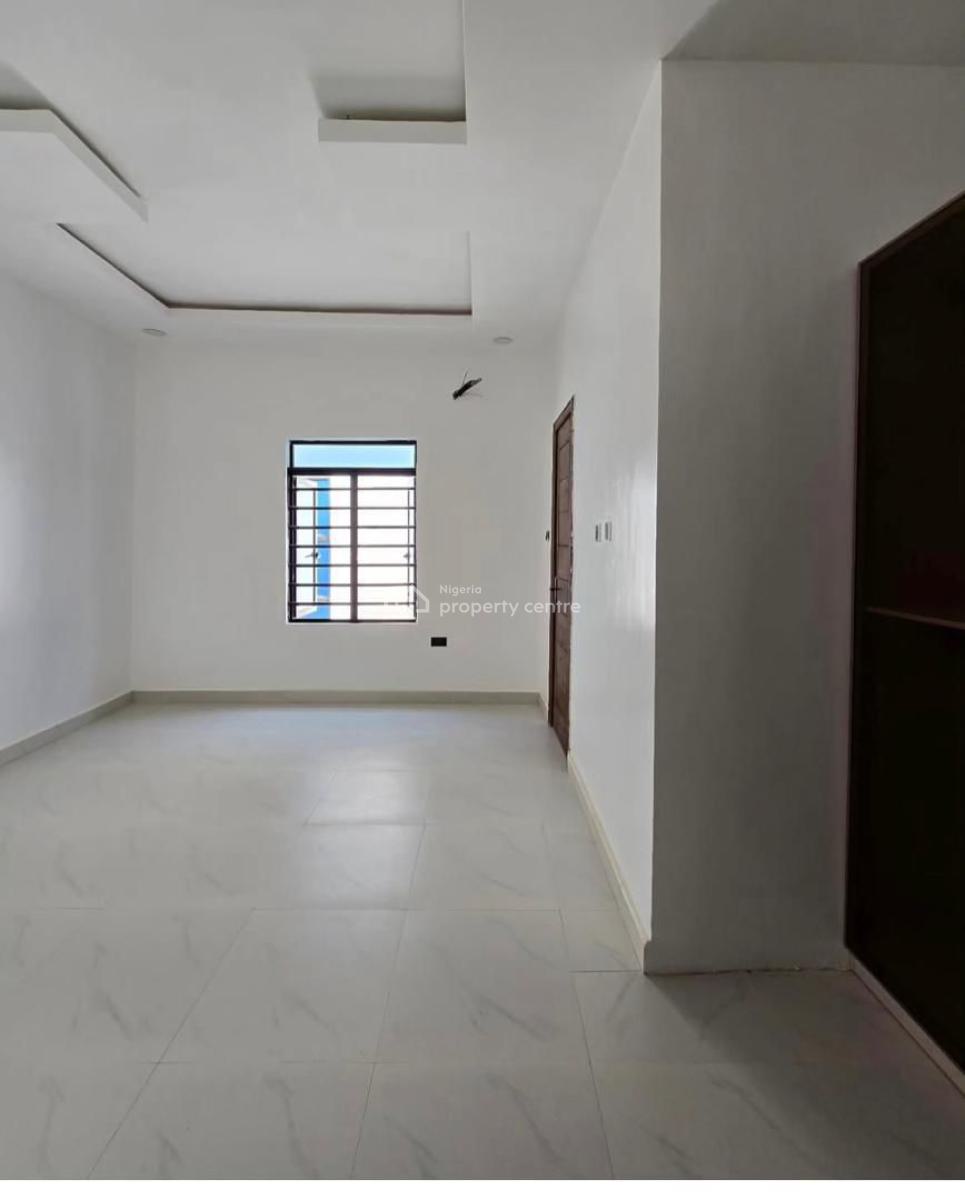 Spacious 4 Bedroom Semi Detached Duplex, Ologolo,lekki, Ologolo, Lekki, Lagos, Semi-detached Duplex for Sale