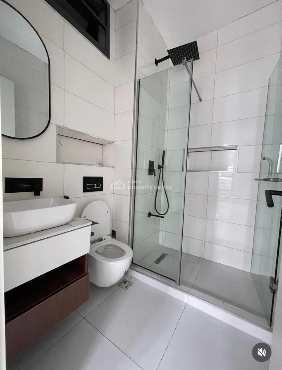 Luxury 2 Bedroom Apartment, Ologolo,lekki, Ologolo, Lekki, Lagos, Flat / Apartment for Sale