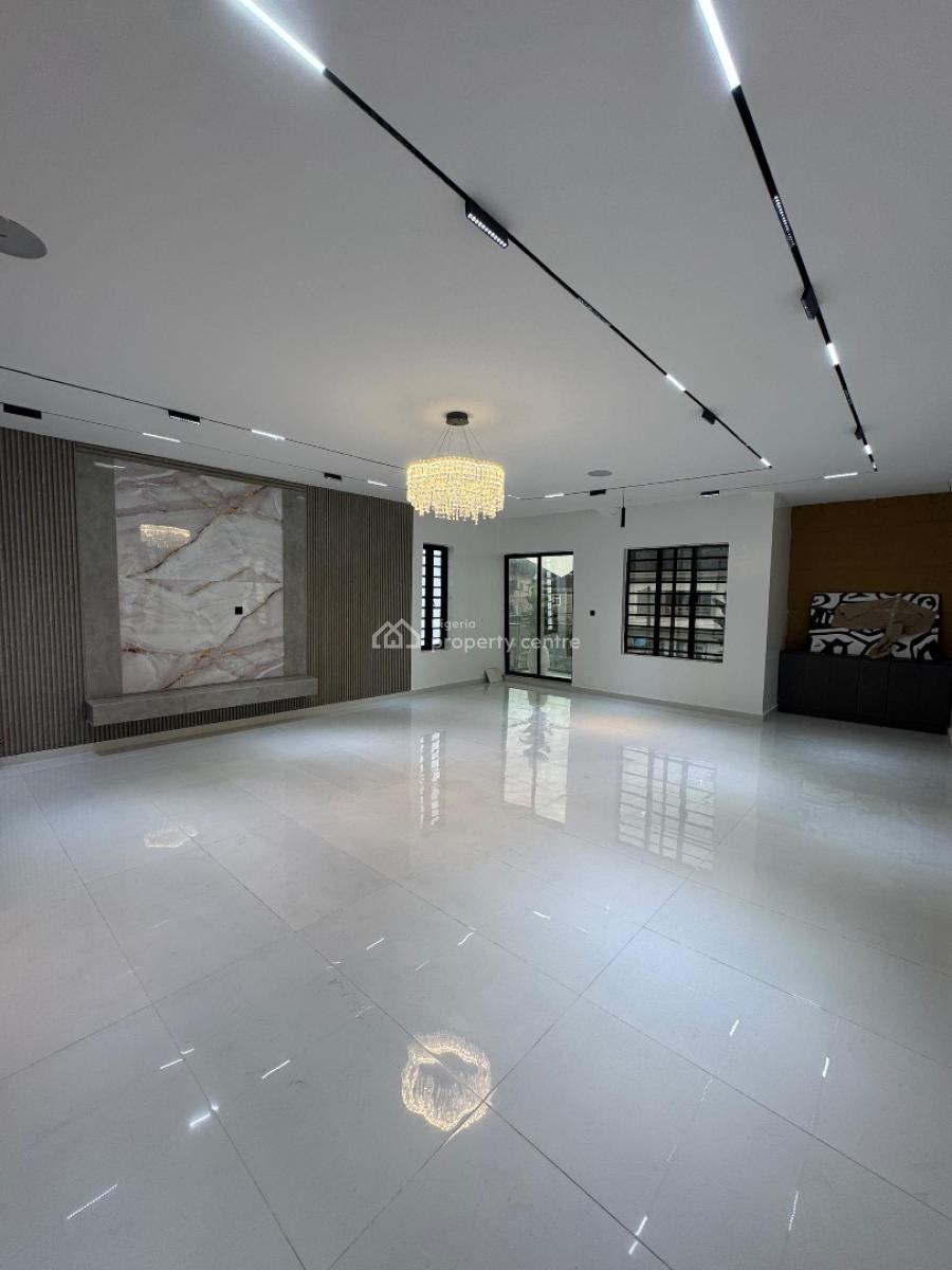 Magnificent 5-bedroom Duplex  in a Well Secured Location, Chevron, Lekki, Lagos, Detached Duplex for Sale
