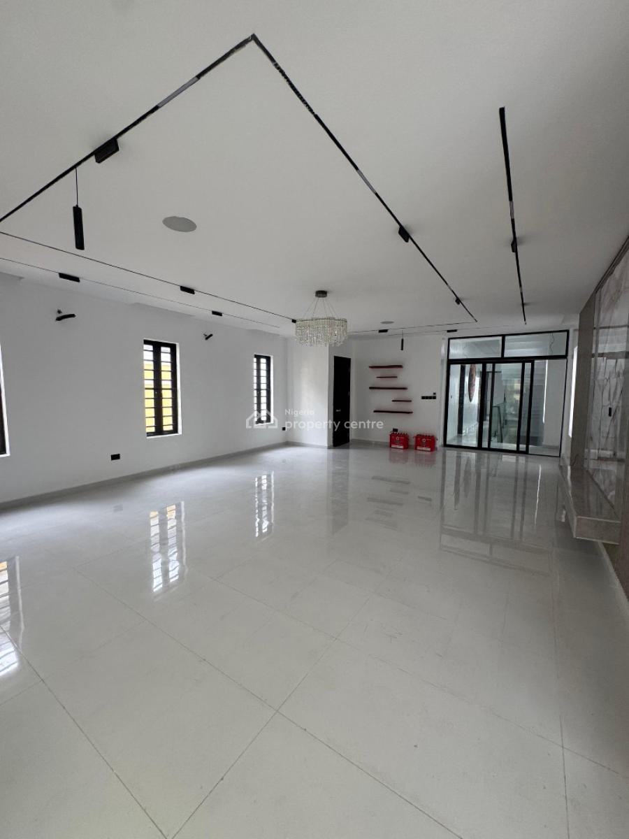 Magnificent 5-bedroom Duplex  in a Well Secured Location, Chevron, Lekki, Lagos, Detached Duplex for Sale