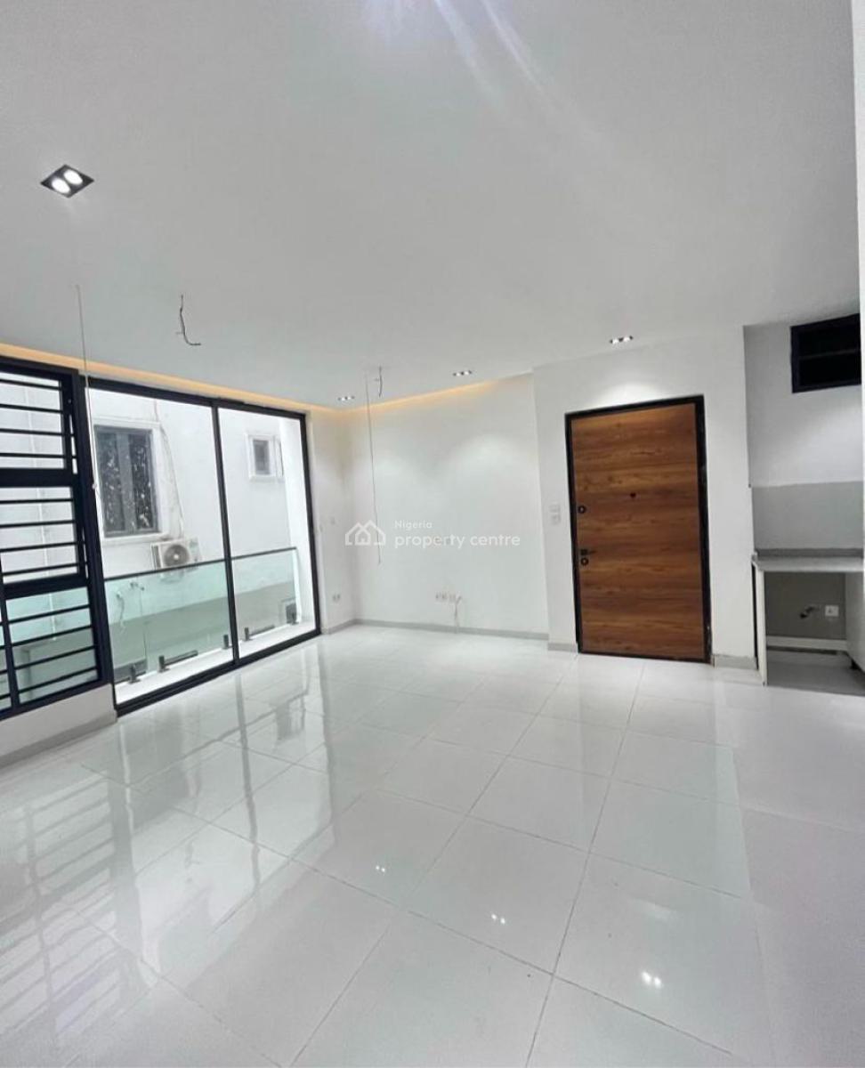 Luxury 2 Bed Apartment, Ologolo 3 Min Drive to Express, Ologolo, Lekki, Lagos, Block of Flats for Sale