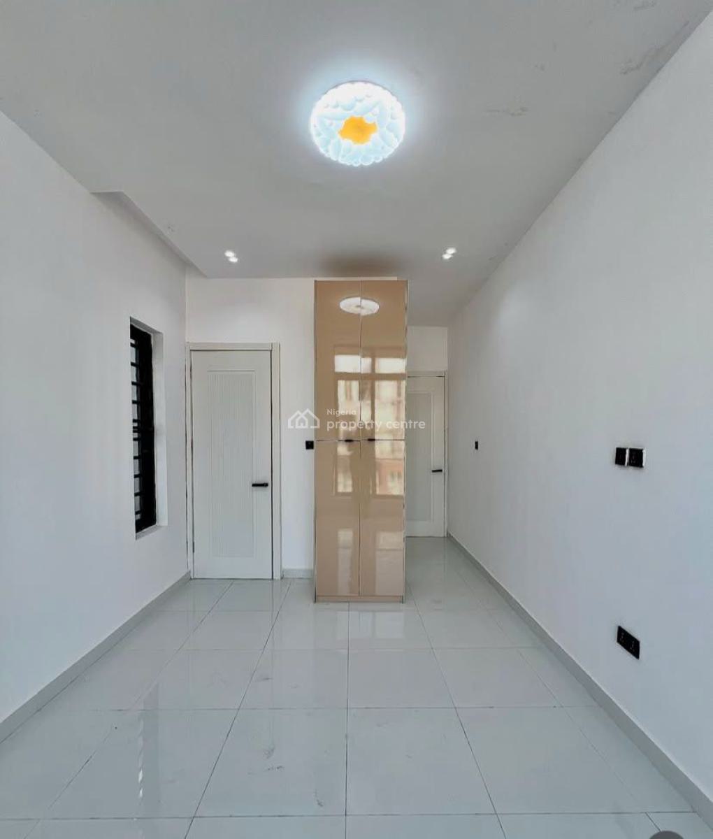 Luxury 2 Bedroom Apartment with Pool, Ologolo, Lekki, Lagos, Block of Flats for Sale