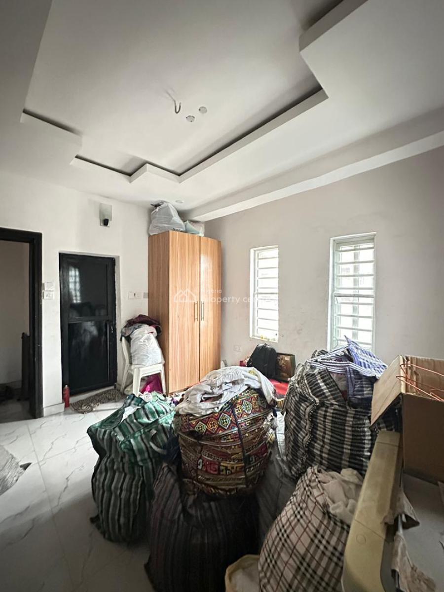 Luxury 3 Bedrooms, Surulere, Lagos, Flat / Apartment for Sale