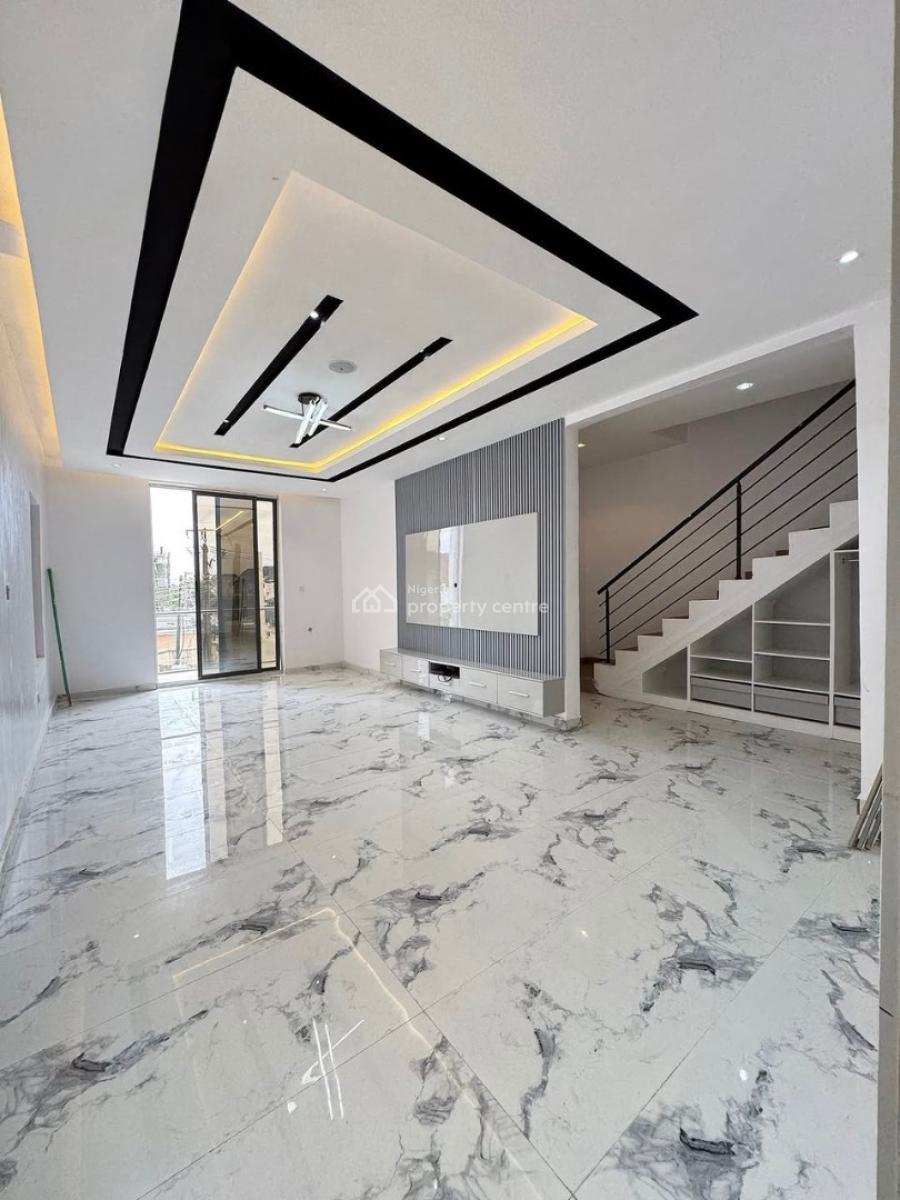 Luxury 5 Bedroom Fully Detached Duplex with Pool , Cinema and Rooftop, Chevron Drive. Located in a Secured and Serene Estate, Lekki, Lagos, Flat / Apartment for Sale