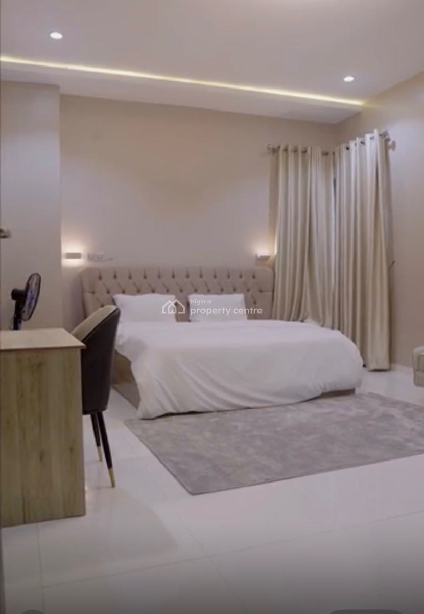 3 Bedrooms, Lekki Phase 1, Lekki, Lagos, Flat / Apartment for Rent
