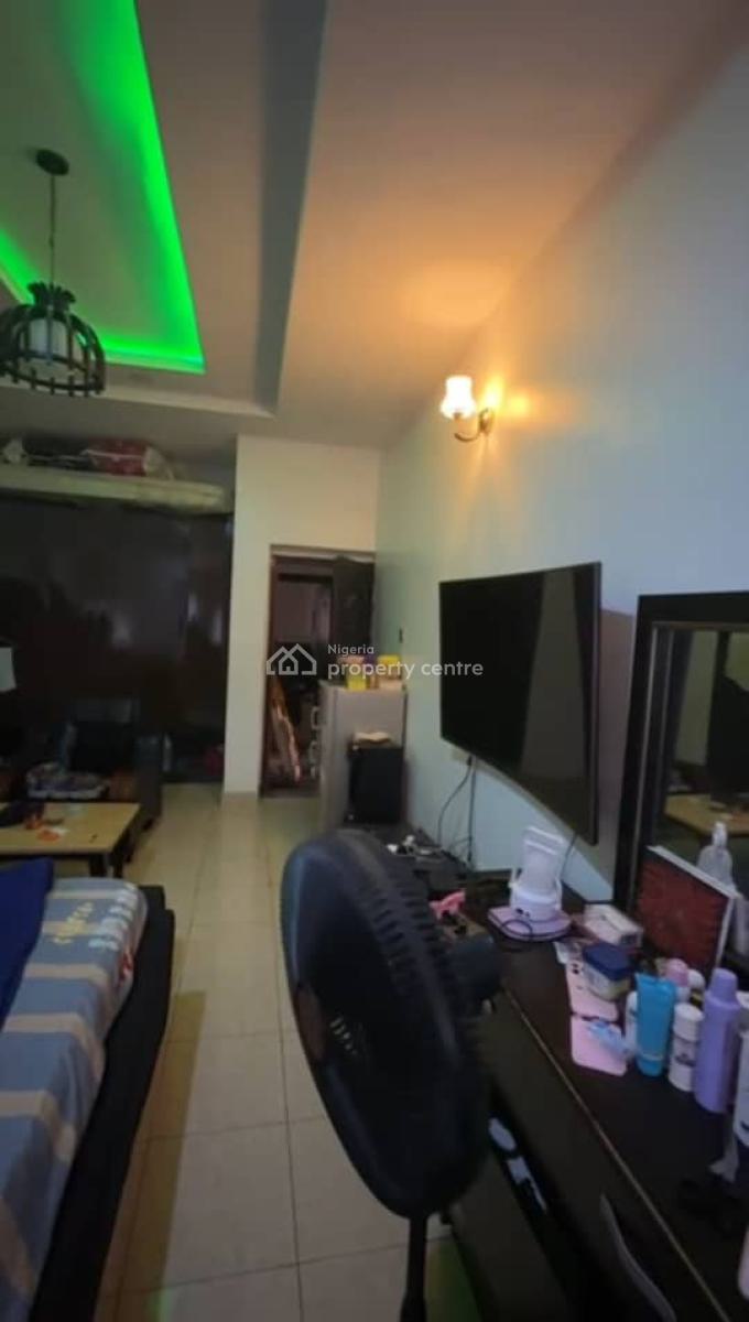 Distress=tastefully Built&spacious 3 Bedrooms Flat Tarred Access Road, By Lifecamp, Jabi, Abuja, Flat / Apartment for Sale