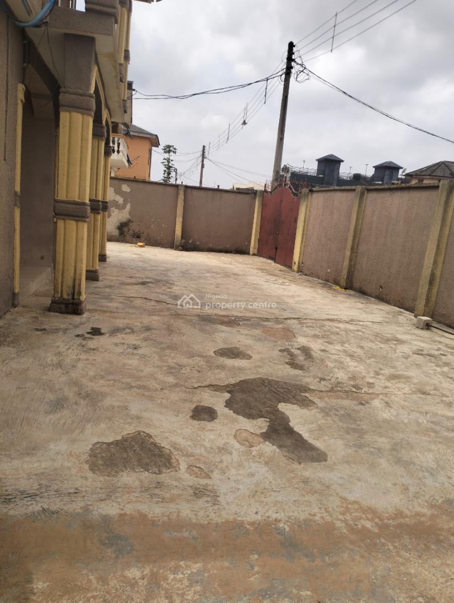 Executive Block of Flats Off Governors Road Ikotun Lagos, Off Governors Road Ikotun Lagos, Ikotun, Lagos, Block of Flats for Sale