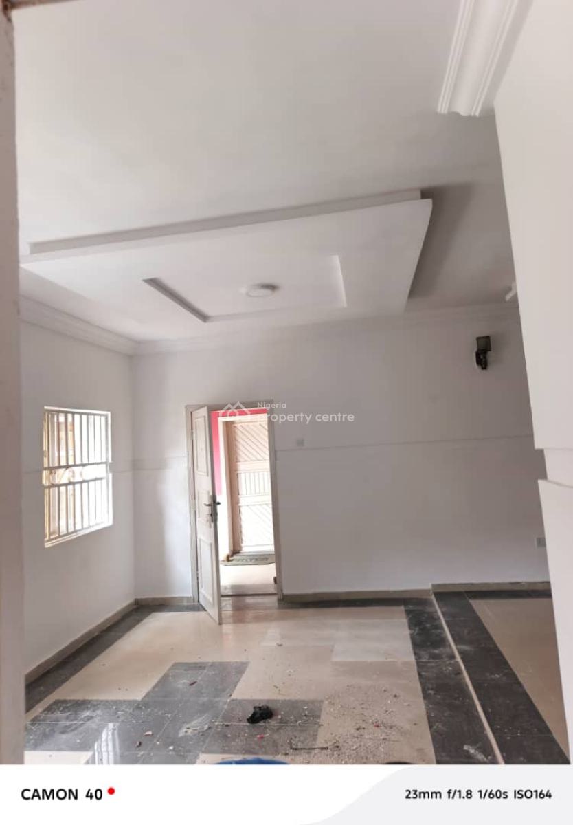 Perfect 3 Bedroom Flat in a Gated Estate, Lekki Phase 1, Lekki, Lagos, Flat / Apartment for Rent